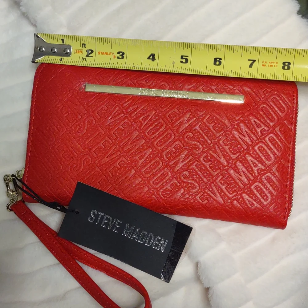NWT Steven Madden Red zipper wallet - Picture 3 of 6